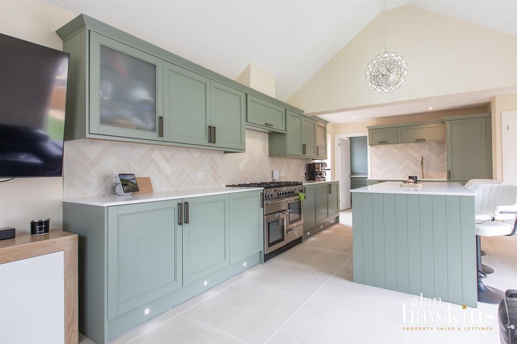 Property photo 3 of 20 Ah3590-20.Jpg