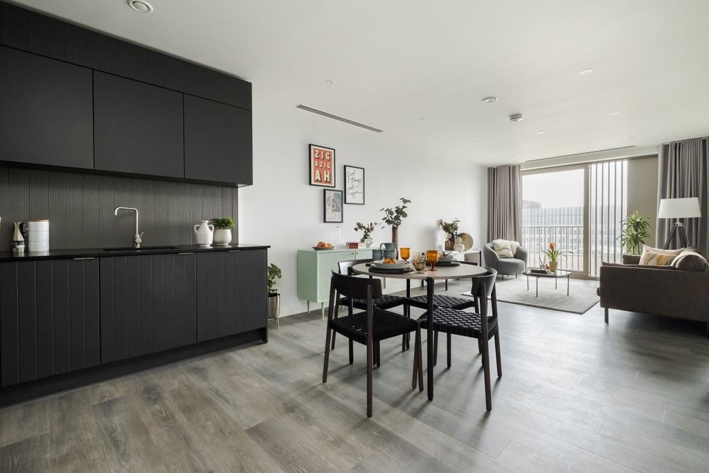 Property photo 3 of 12 137-The-Station-C...