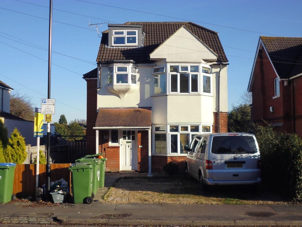 Property photo 1 of 5