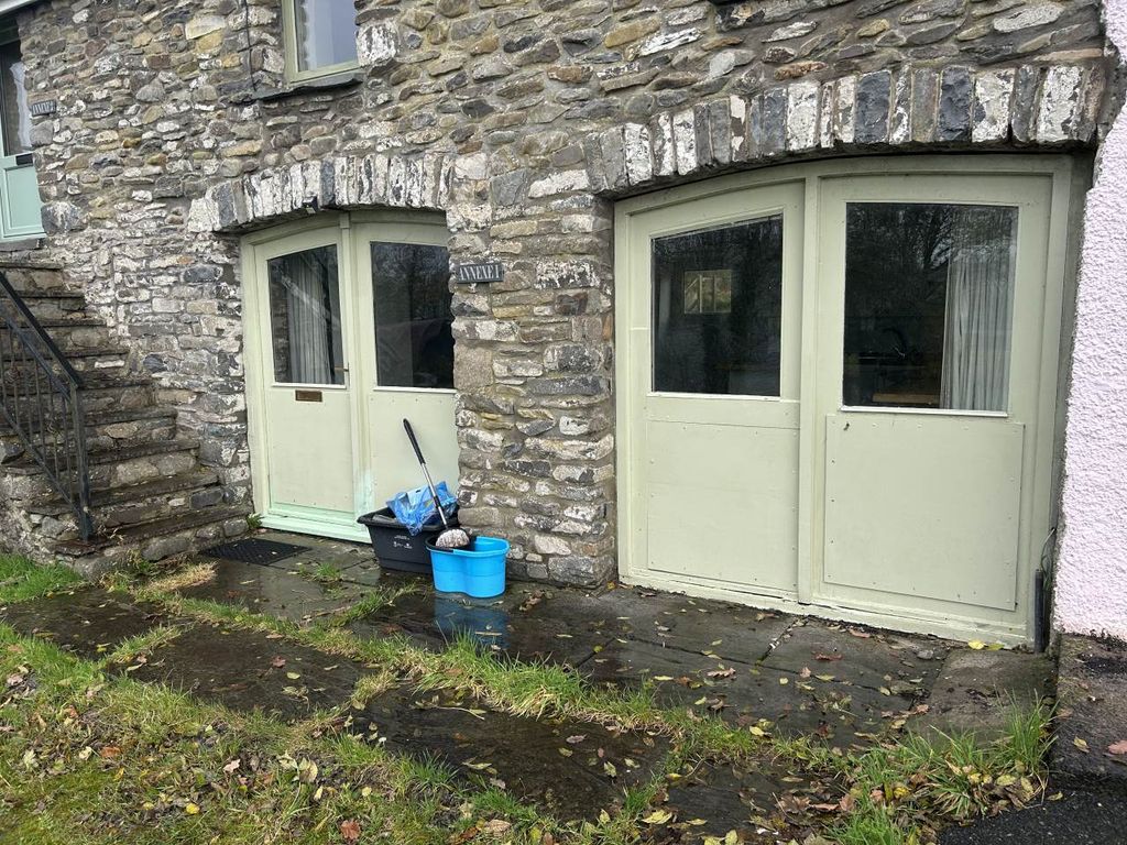 Property photo 1 of 12 Img_1104