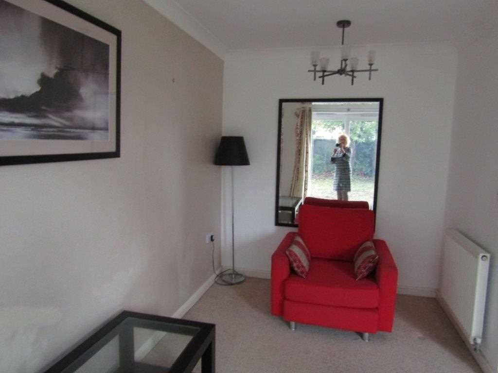 Property photo 2 of 5