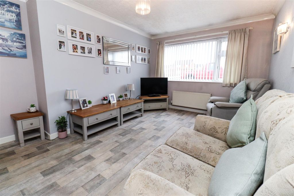 Property photo 2 of 15 Img_1673.Jpg