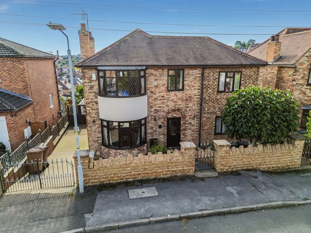 Property photo 1 of 31 Front