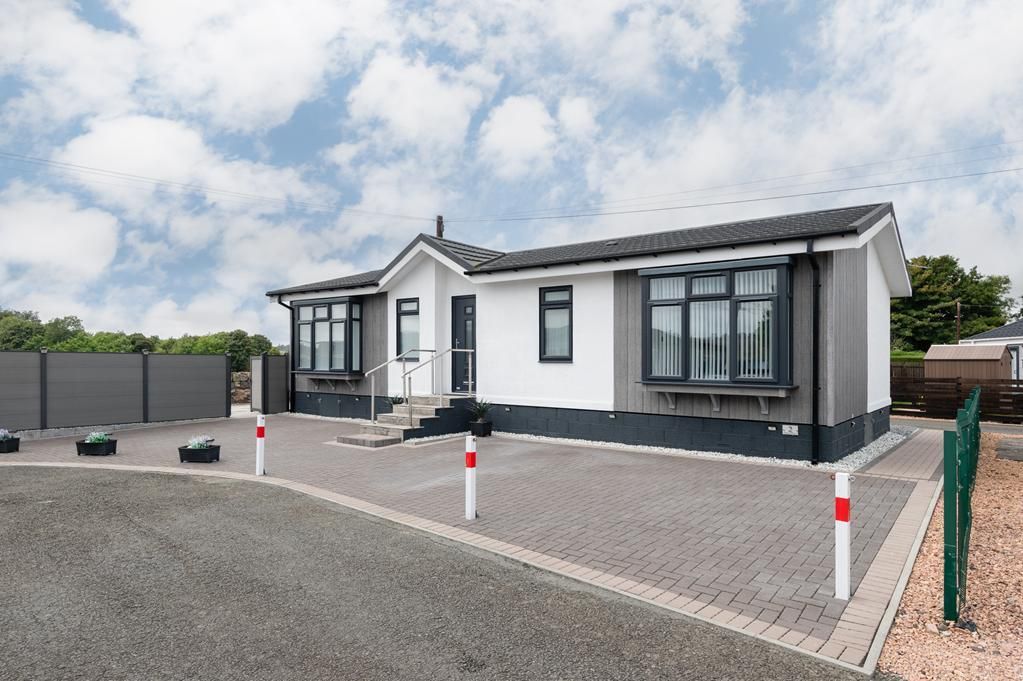 Property photo 1 of 28 Cup1503Seg External.Jpg
