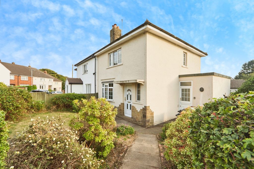 Property photo 1 of 17