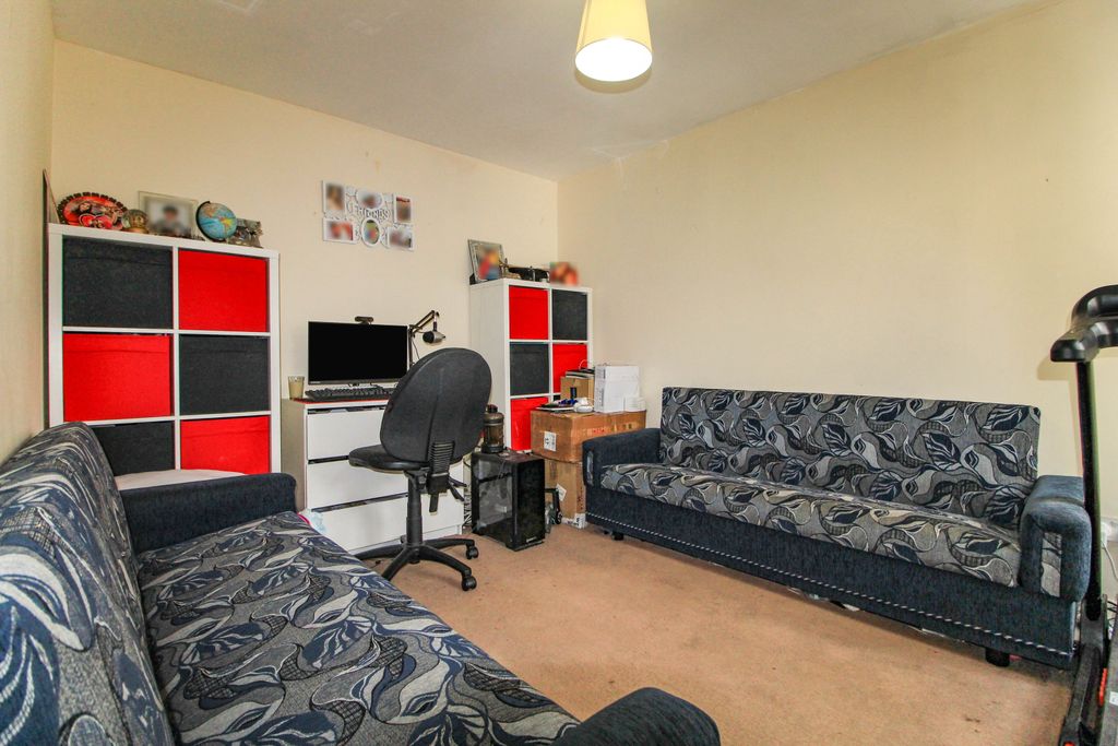 Property photo 2 of 10 Gallery