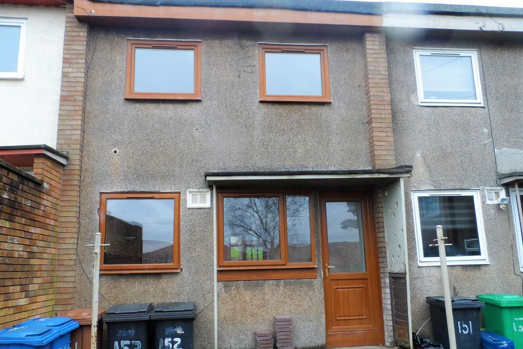 Property photo 1 of 9 External