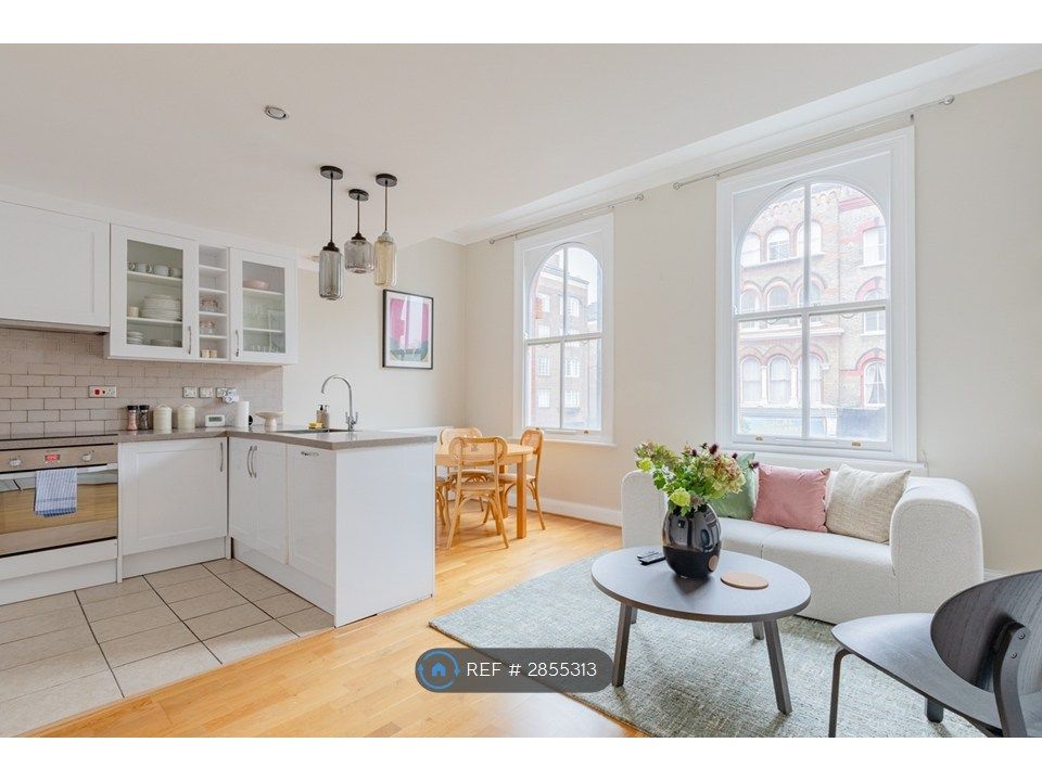 Property photo 2 of 25