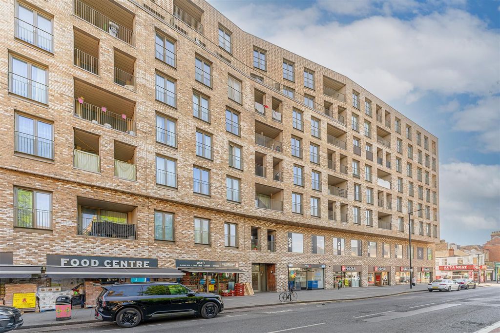 Property photo 1 of 16