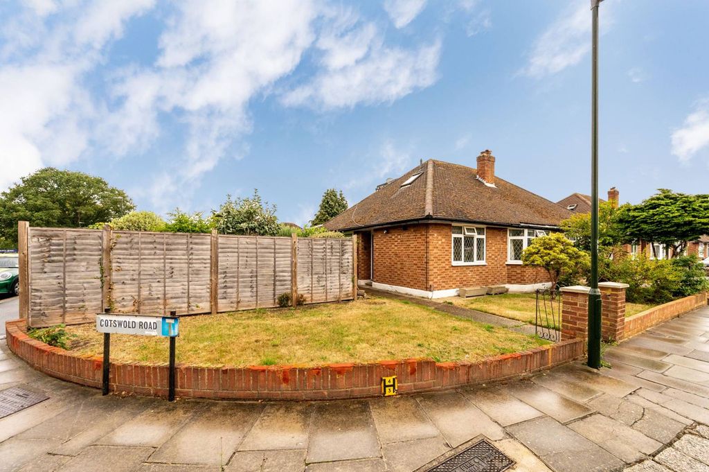 Property photo 2 of 14