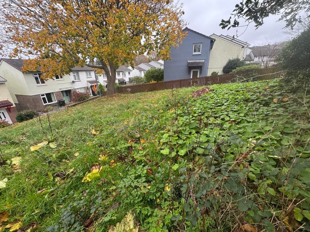 Property photo 2 of 3 Side View Of Land