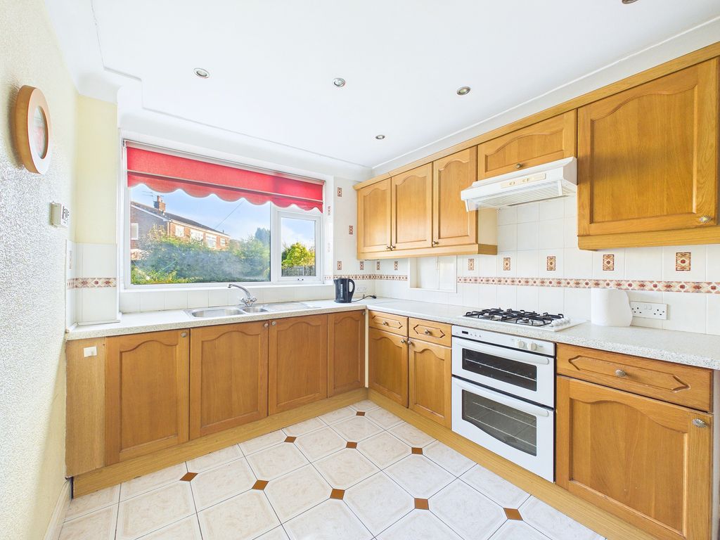 Property photo 3 of 23
