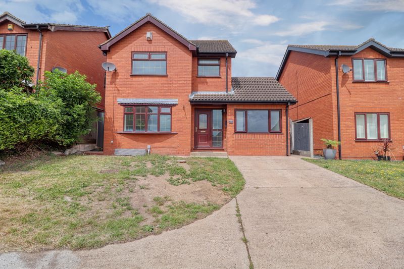 Property photo 1 of 13 Frontal