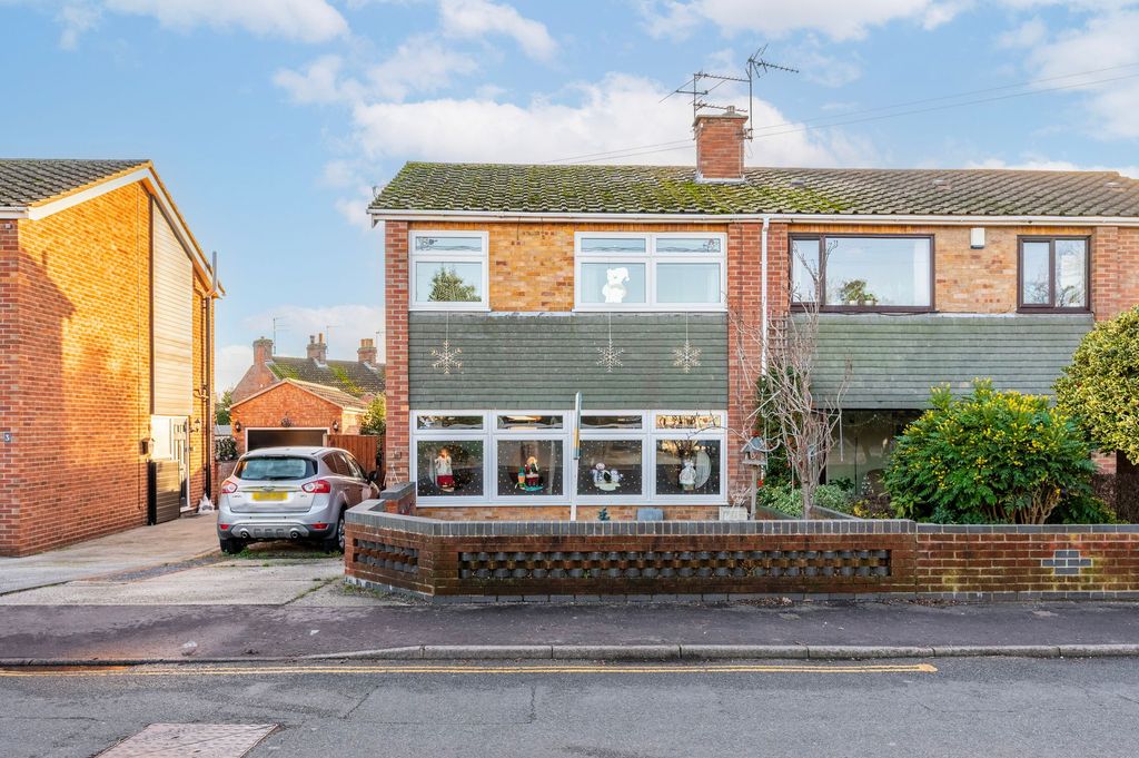 Property photo 1 of 21