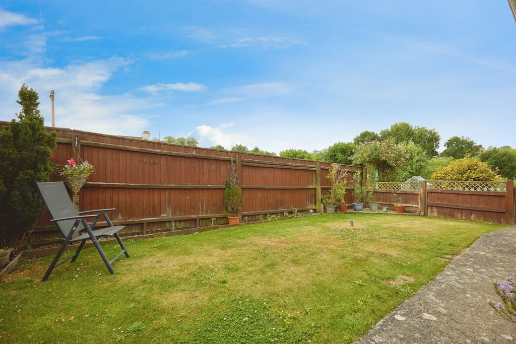 Property photo 3 of 17