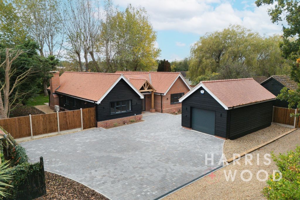 Property photo 1 of 51 4709560