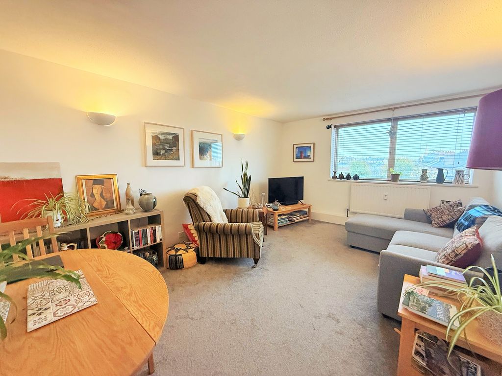 Property photo 3 of 13 Img_8620