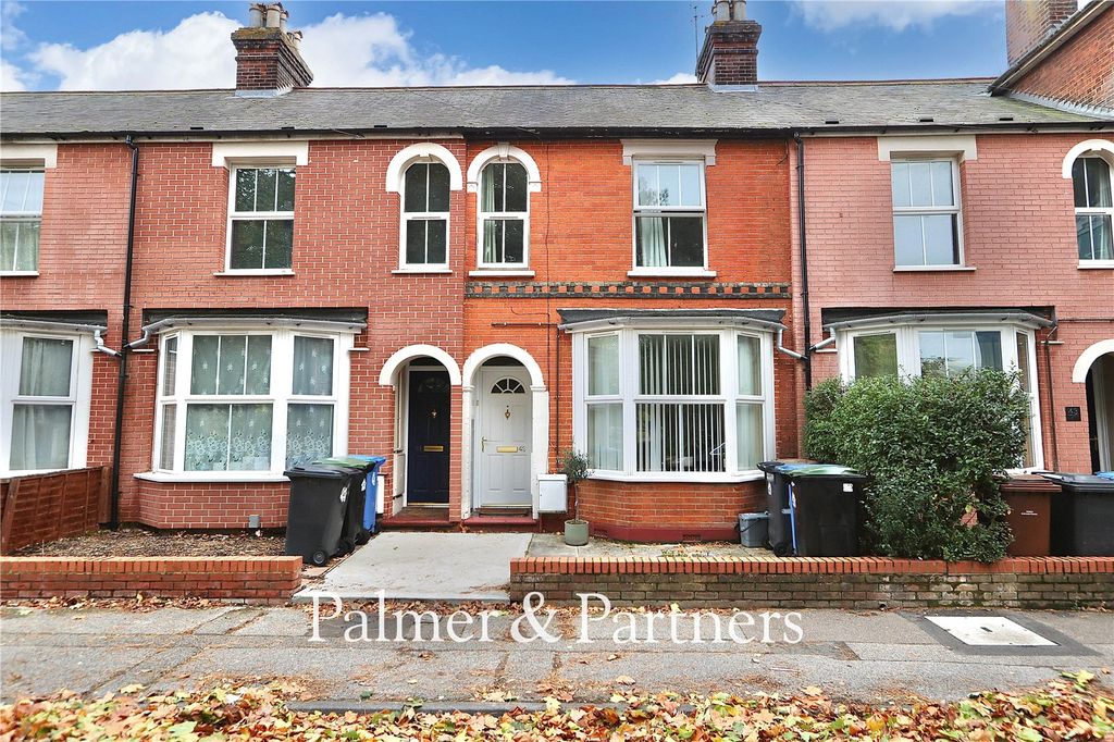 Property photo 1 of 26 Picture No. 04