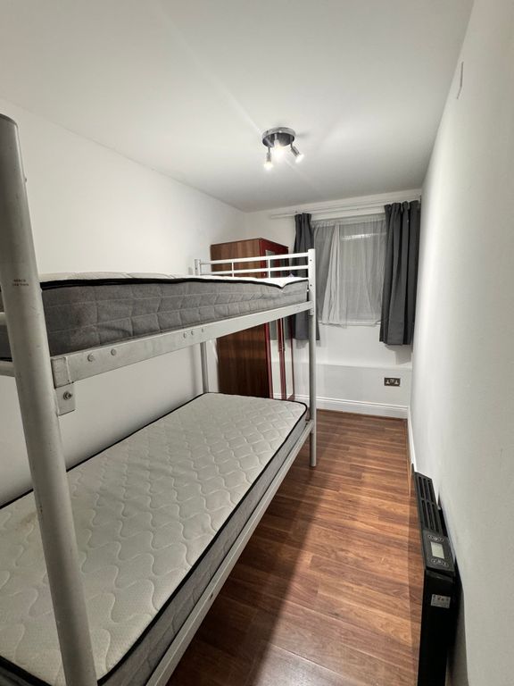 Property photo 3 of 8