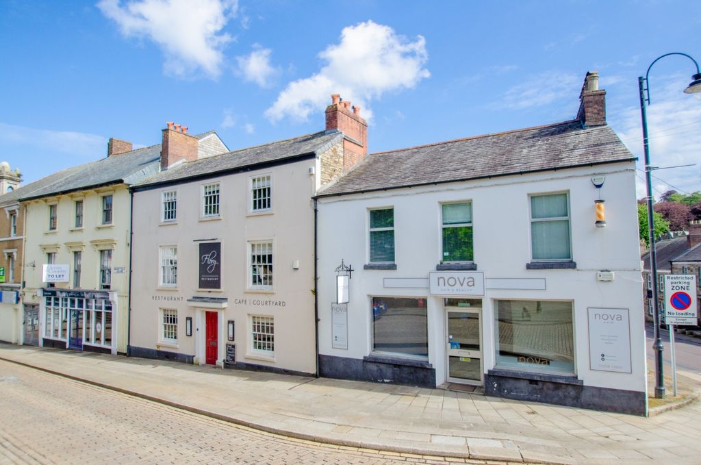 Property photo 1 of 13 5 Mount Folly Tps Bodmin 01208 74182-15