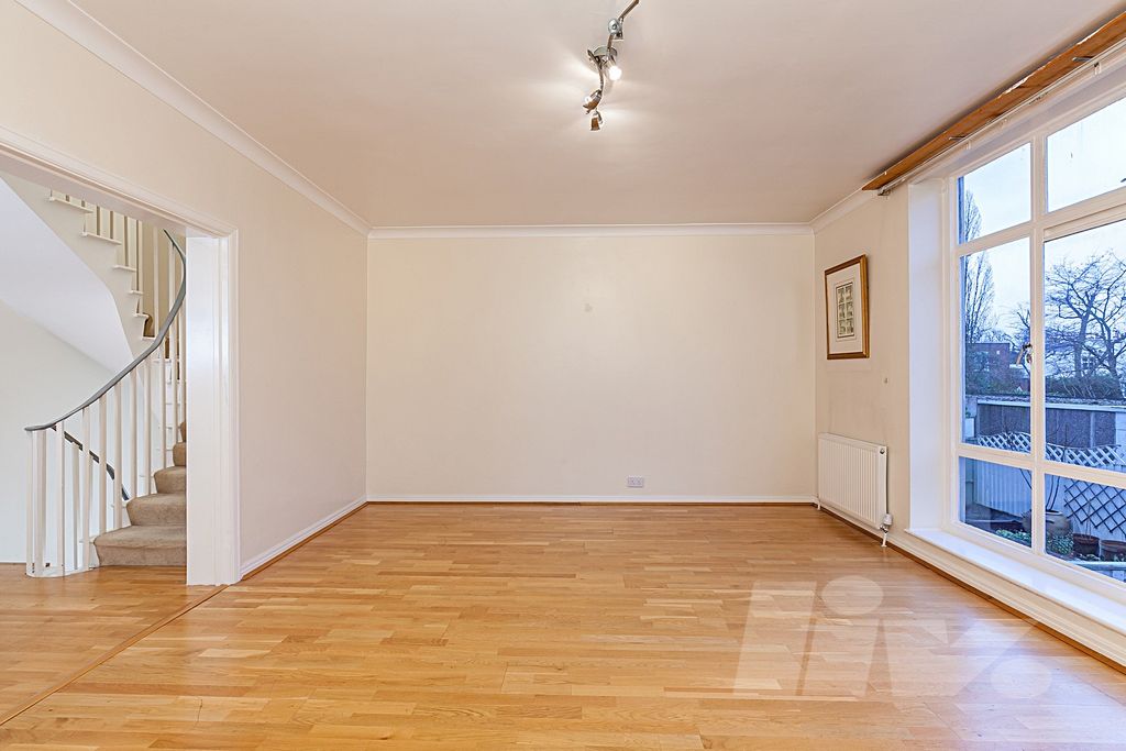 Property photo 3 of 21 Photo 3