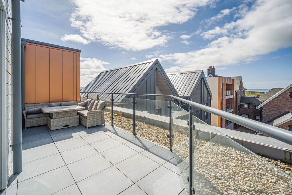 Additional image 40 of 3 bed penthouse for saleRest Bay, Porthcawl CF36