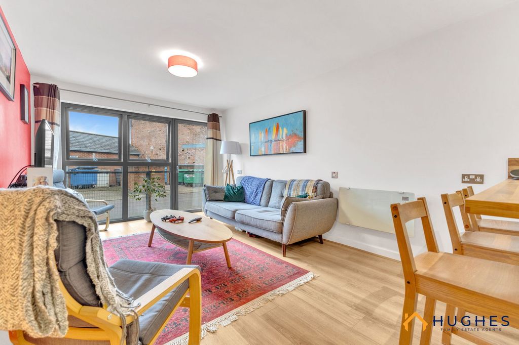 Property photo 2 of 16