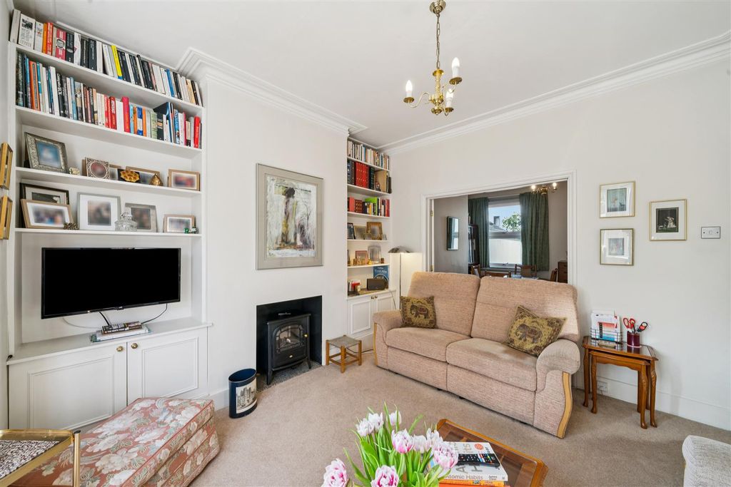 Property photo 3 of 14 For Sale - Eastbury Grove, W4