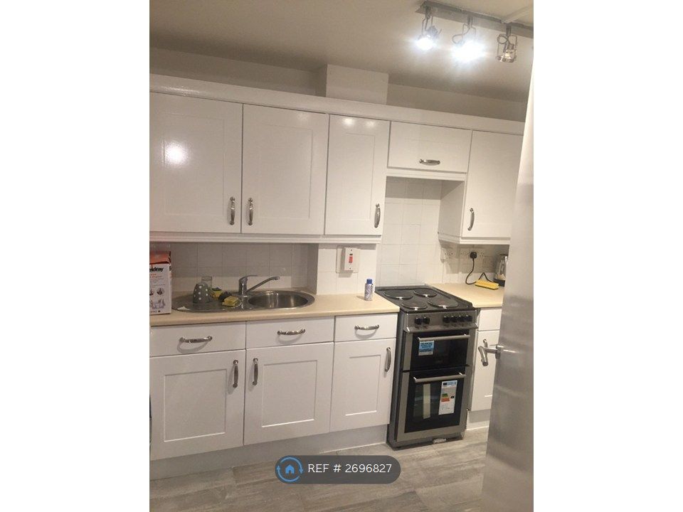 Property photo 3 of 4