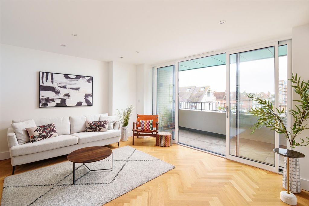 Property photo 3 of 17 Argentum-14.Jpg