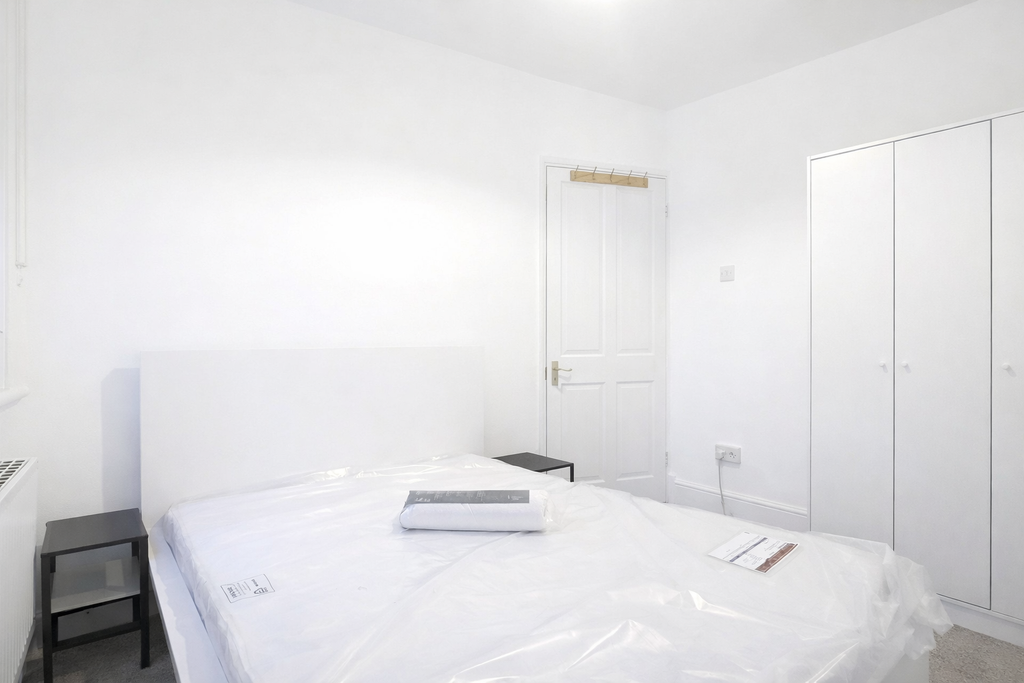 Property photo 1 of 7 1