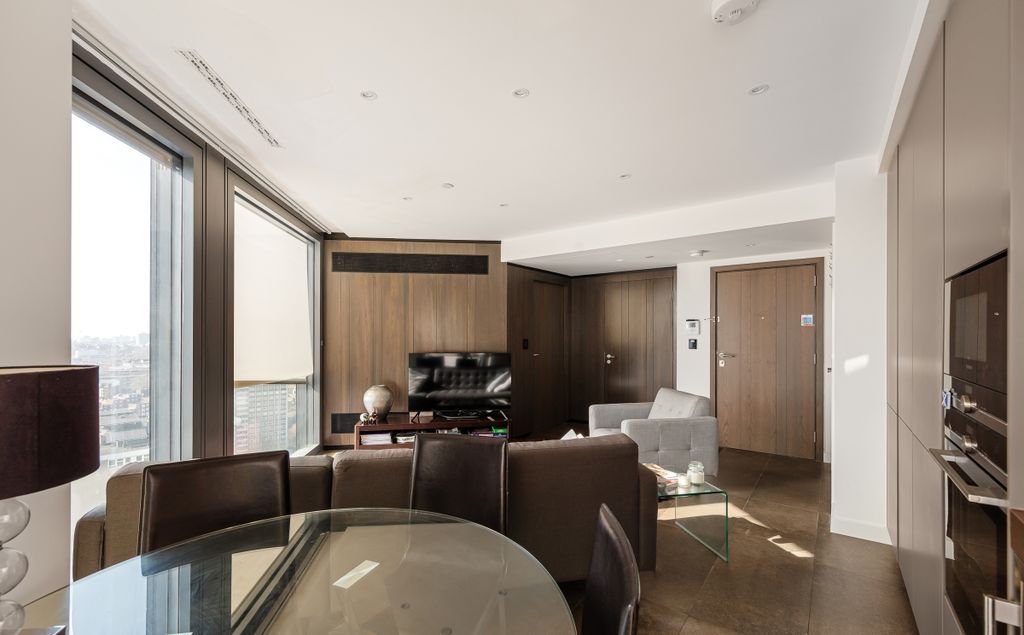 Property photo 3 of 12 094A8555