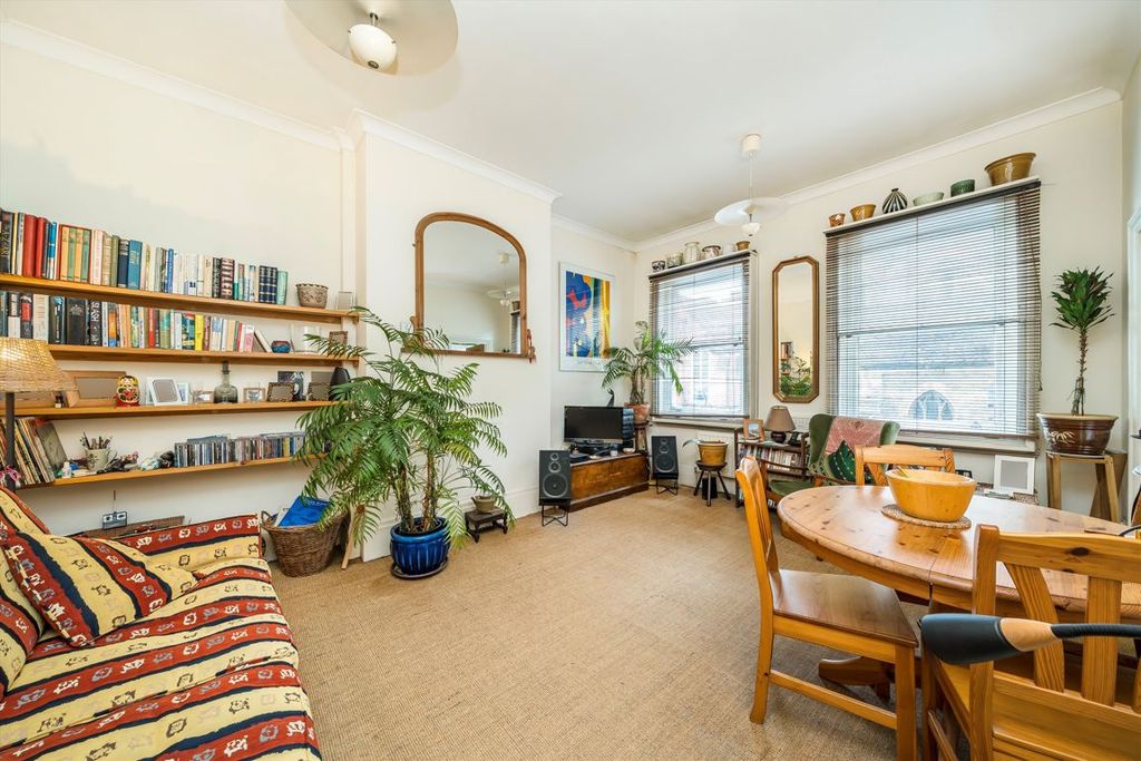 Property photo 2 of 5