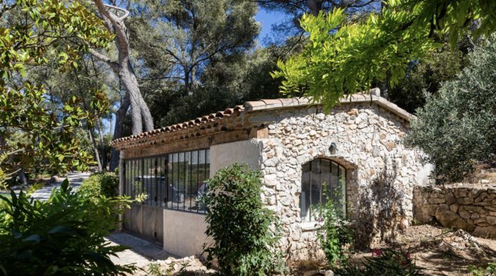 Property photo 3 of 20