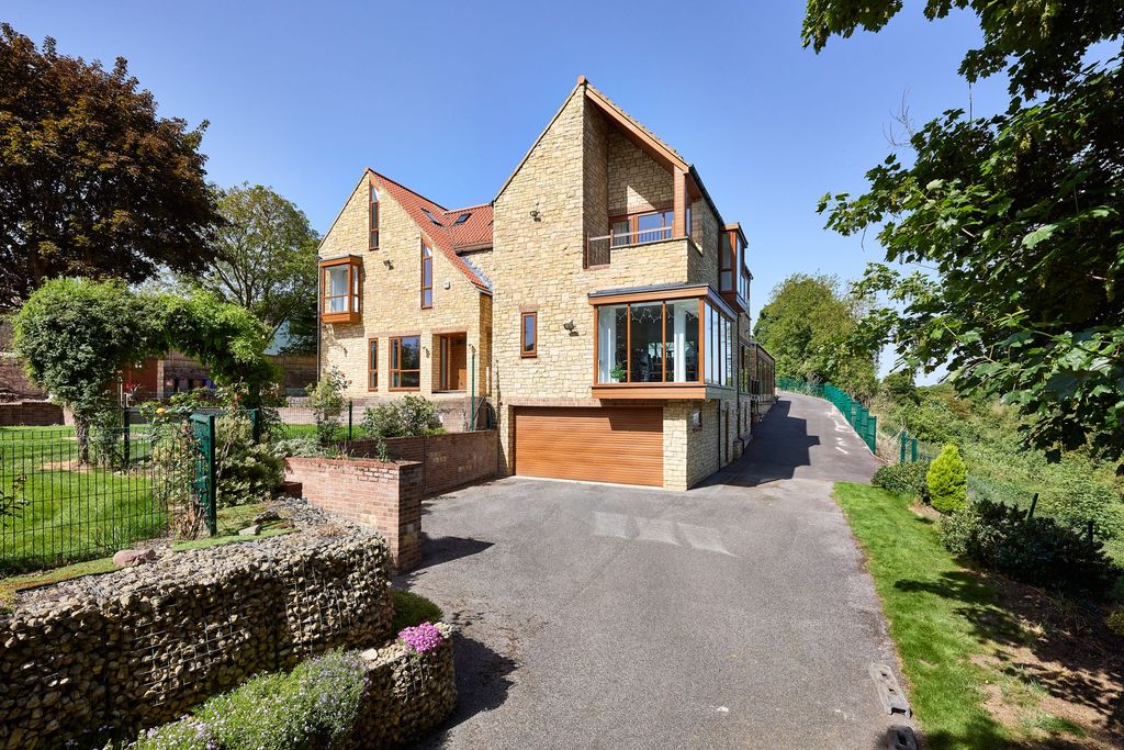 Additional image 42 of 8 bed detached house for saleCragtops, Kirk Smeaton WF8