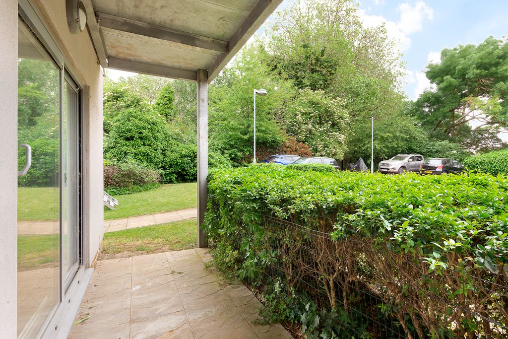 Property photo 1 of 7 Awinship-7870-05-Hig