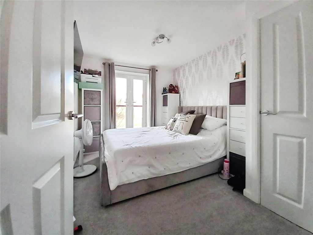 Property photo 2 of 10 Picture No. 14