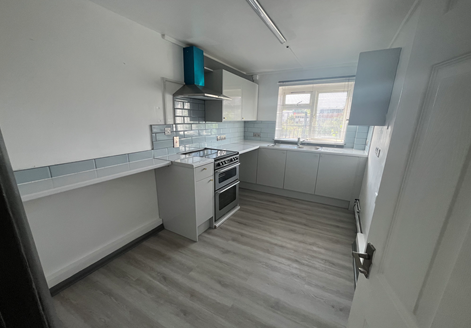 Property photo 2 of 4 Kitchen