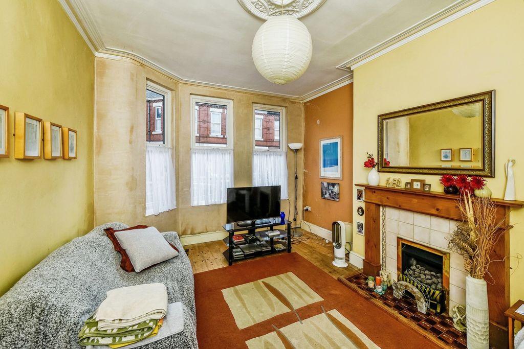 Property photo 2 of 11 Photography