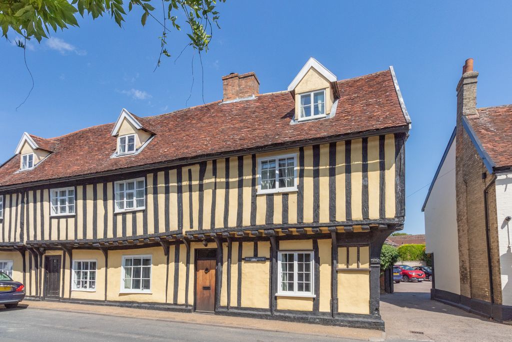 Property photo 2 of 27 8659652-Exterior08