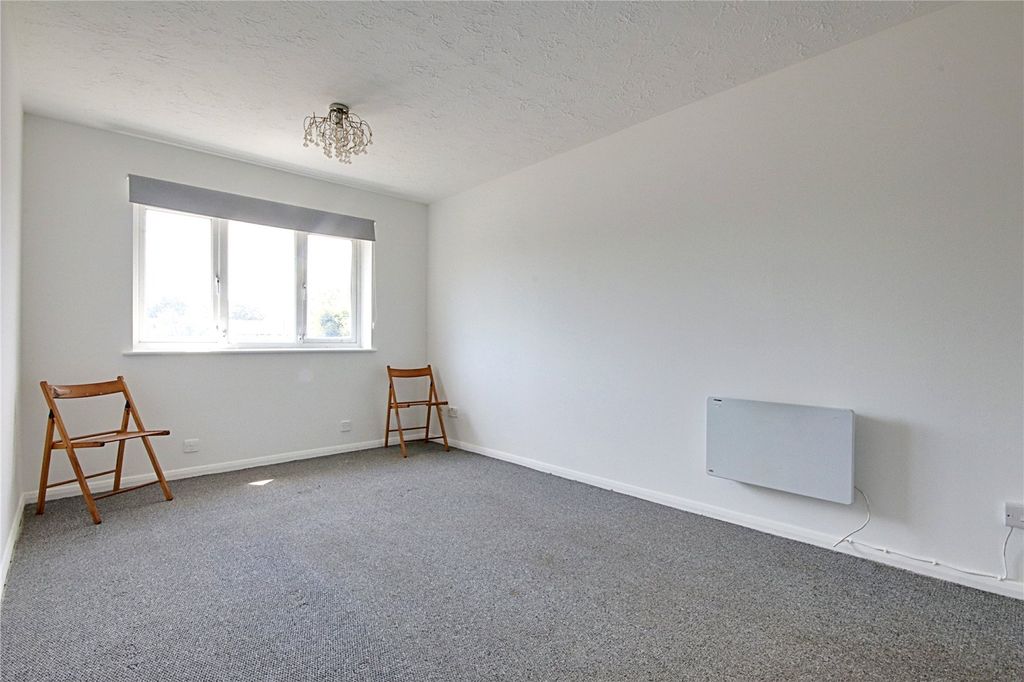 Property photo 2 of 8 Picture No. 07