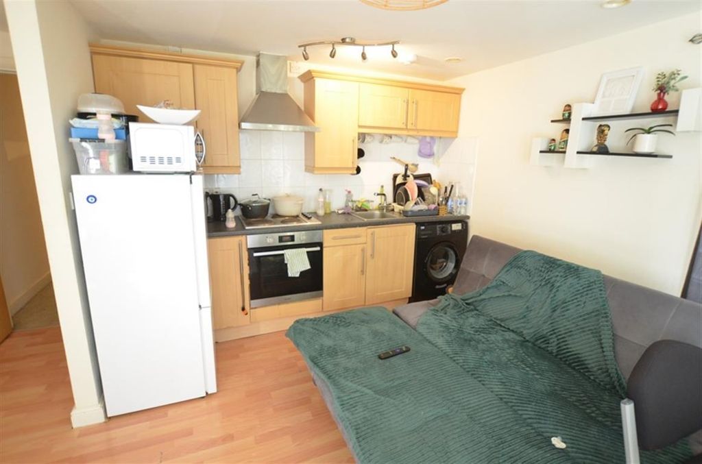 Property photo 1 of 4