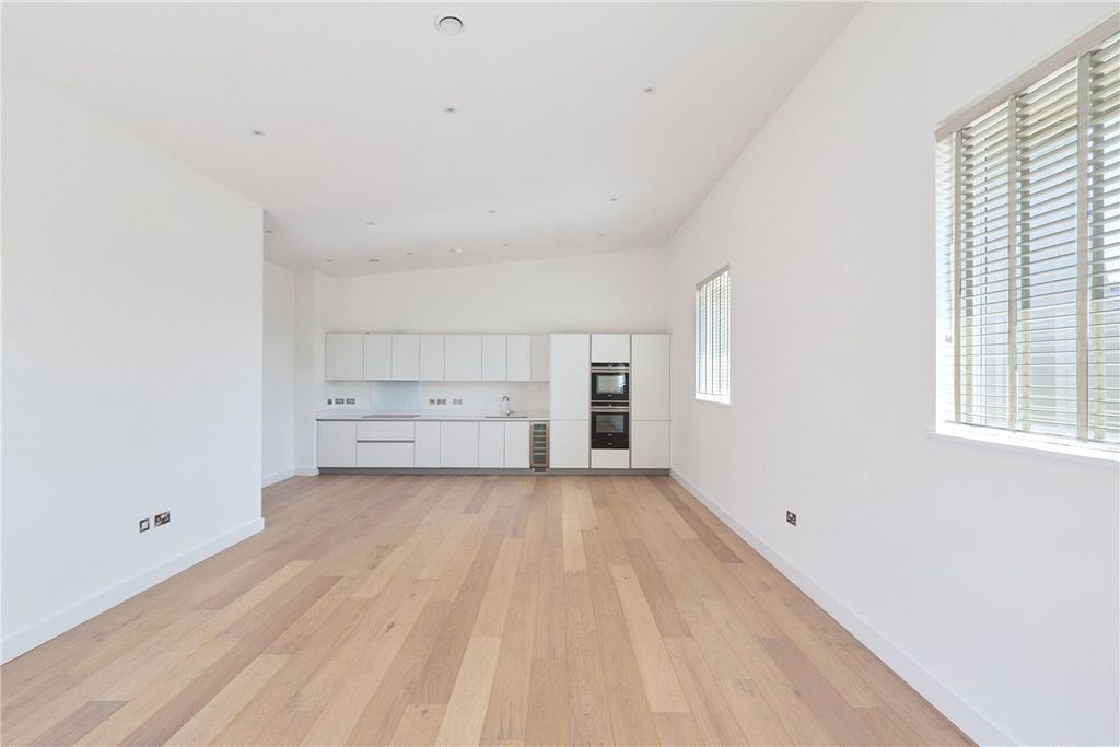 Property photo 3 of 12 Picture No. 04