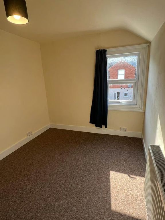 Property photo 1 of 3