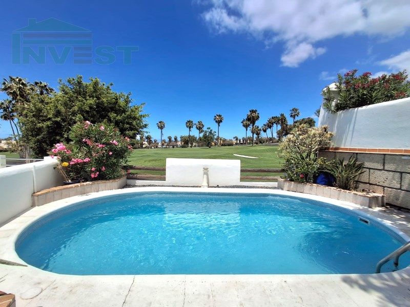 Property photo 1 of 25