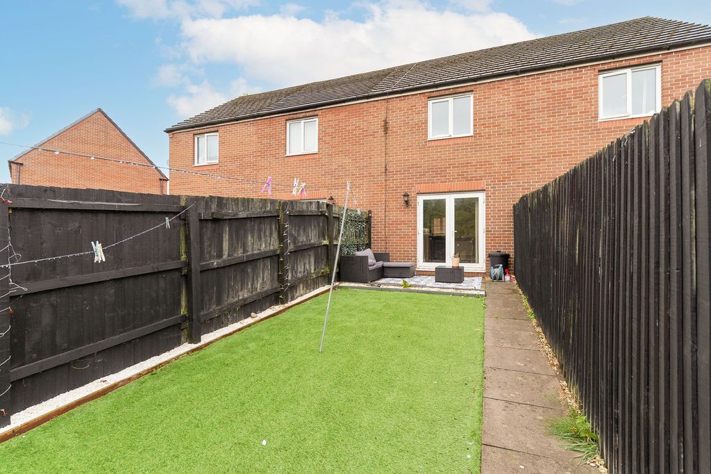 Property photo 3 of 16