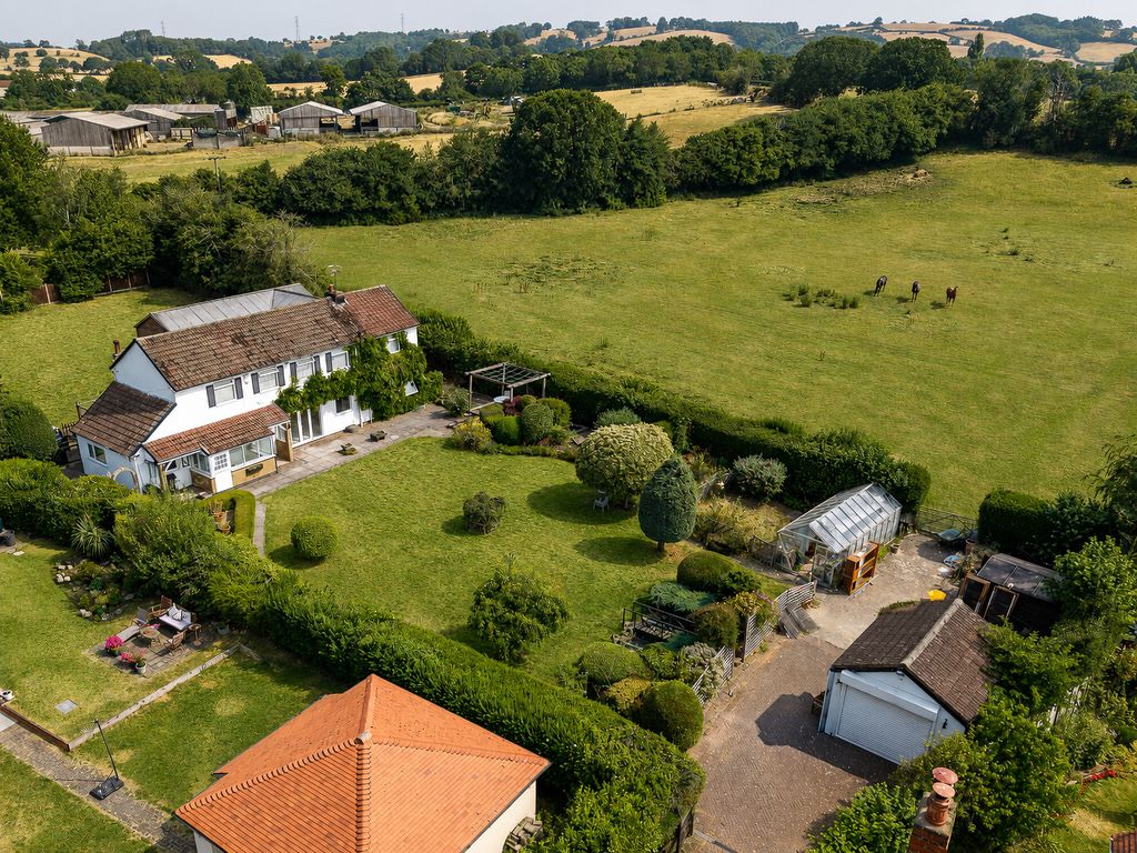 Property photo 2 of 46