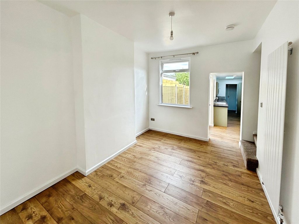 Property photo 3 of 12 Dining Room