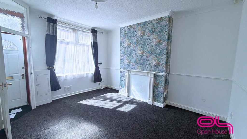 Property photo 2 of 12 Untitled Design - 2026-04-09T183643.263.Png