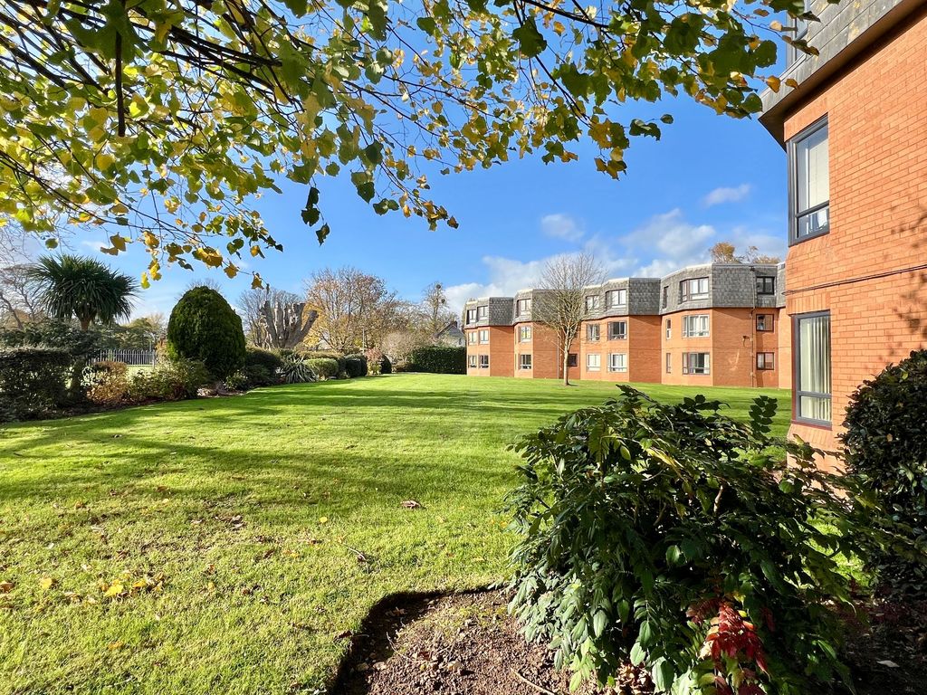 Property photo 1 of 26